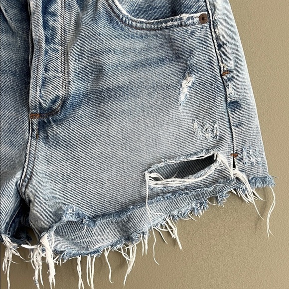 AGOLDE Jaden Distressed Jean Shorts in Surreal size 26 - Picture 7 of 15